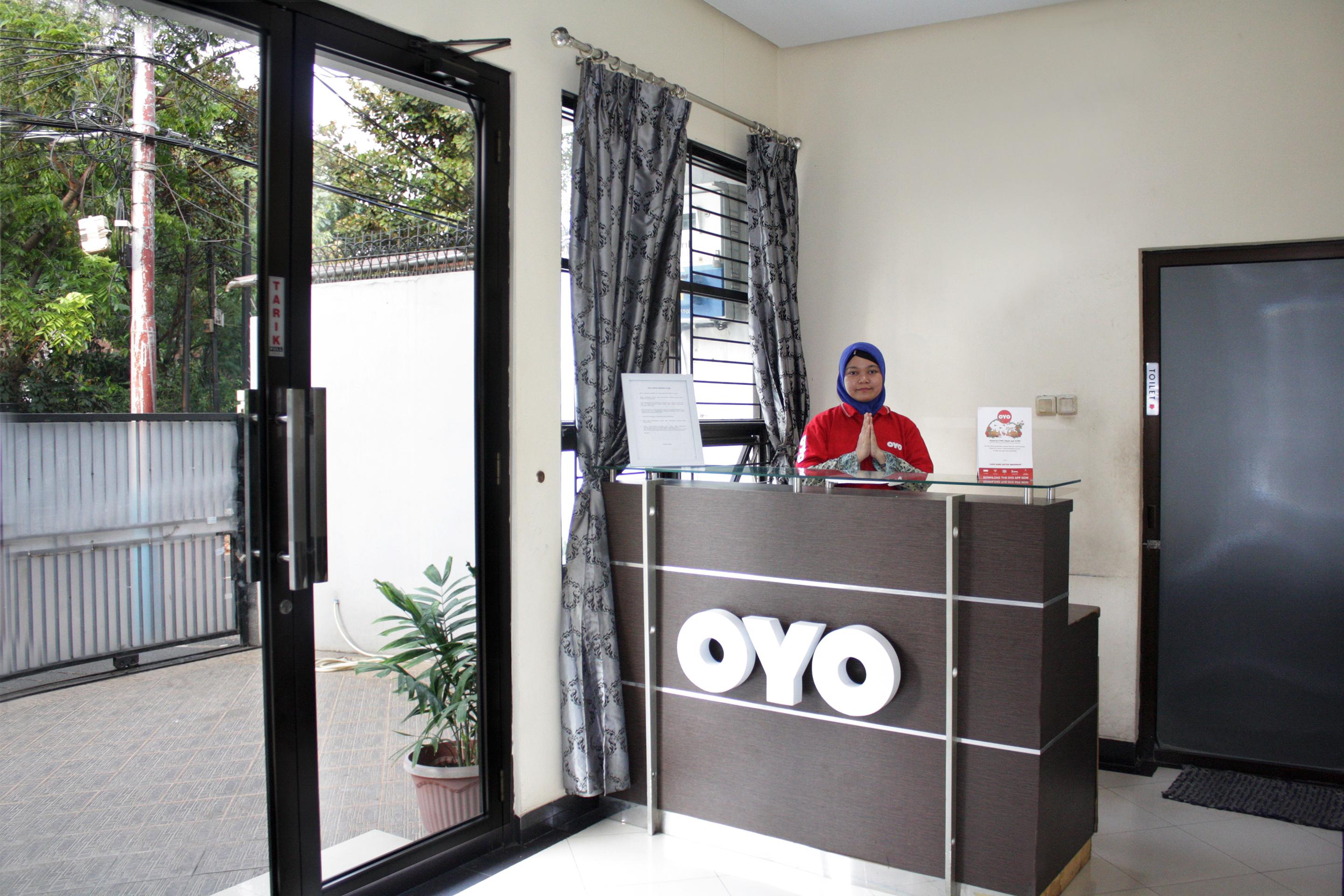 OYO 148 Cempaka Place Homestay Jakarta Bagian luar foto